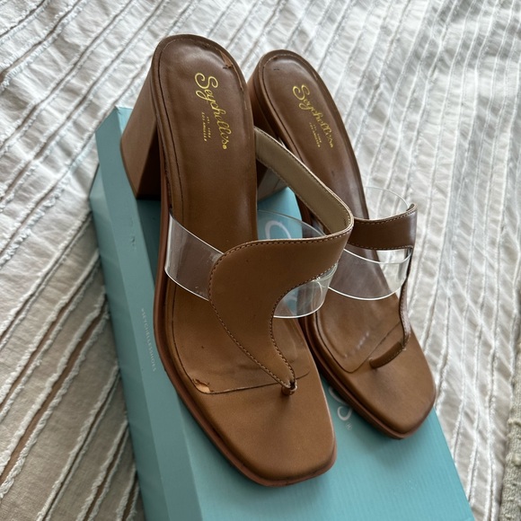 Seychelles Neutral Heeled Thong Sandals - Picture 2 of 8